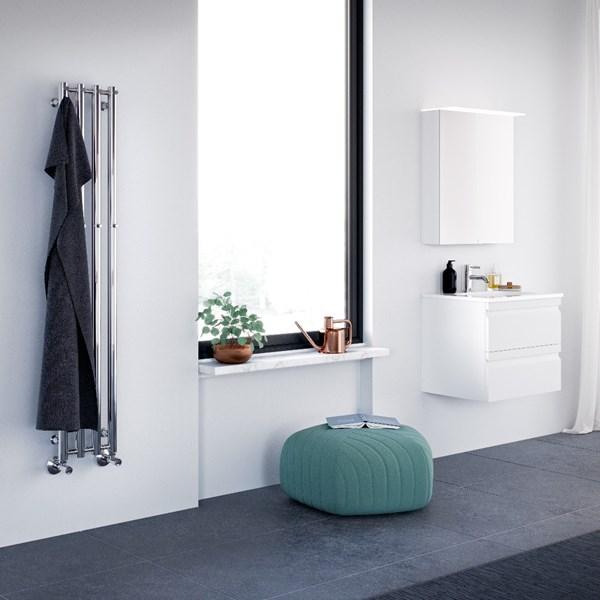 Strømberg Regus håndklædetørrer - 26,6x95 cm - Rustfrit stål Strømberg Regus håndklædetørrer - 26,6x95 cm - Rustfrit stål