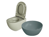 Farvet toilet & håndvask